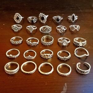 Set of 25 Stackable Rings